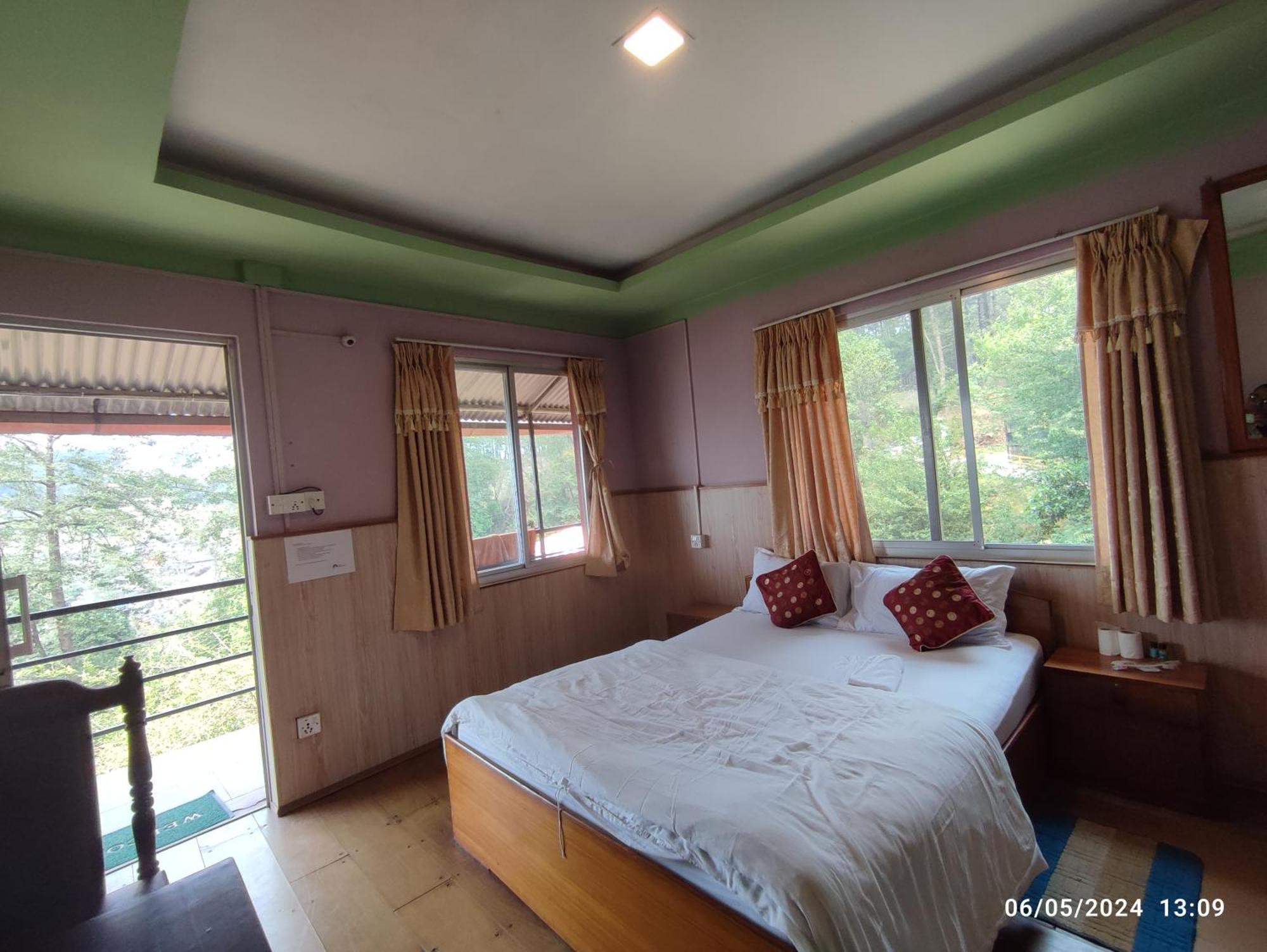 Hotel Mount Paradise Nagarkot Exteriör bild