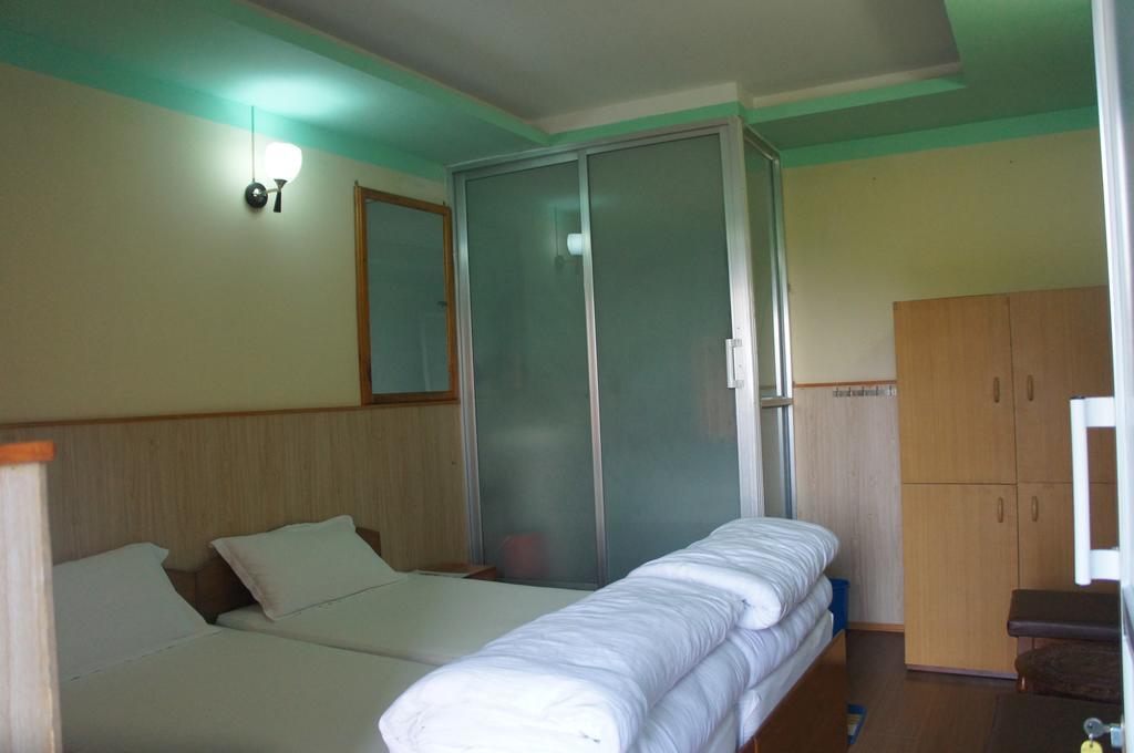 Hotel Mount Paradise Nagarkot Exteriör bild